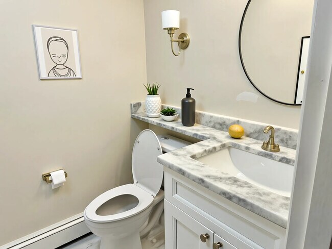 Building Photo - 21 Greenwood St