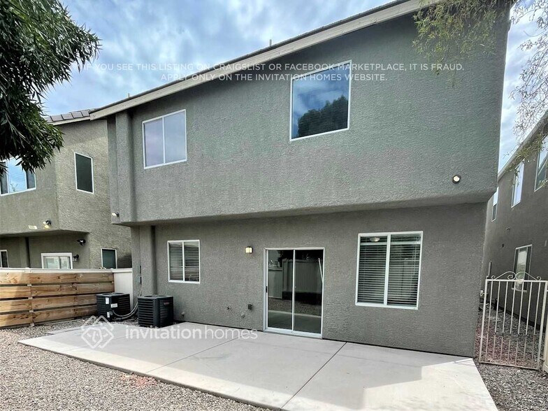Building Photo - 4930 Scholl Canyon Ave