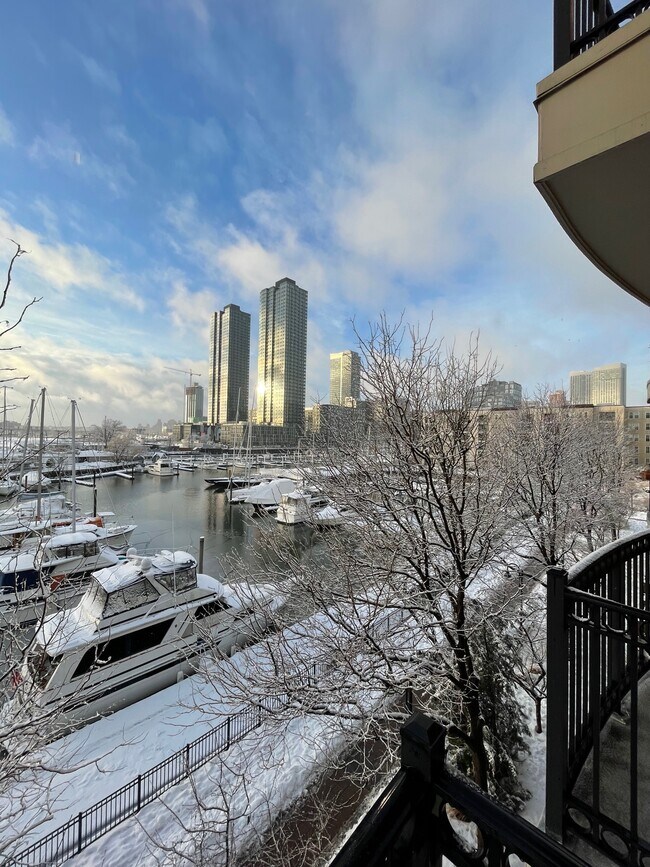 Building Photo - 15 WARREN St