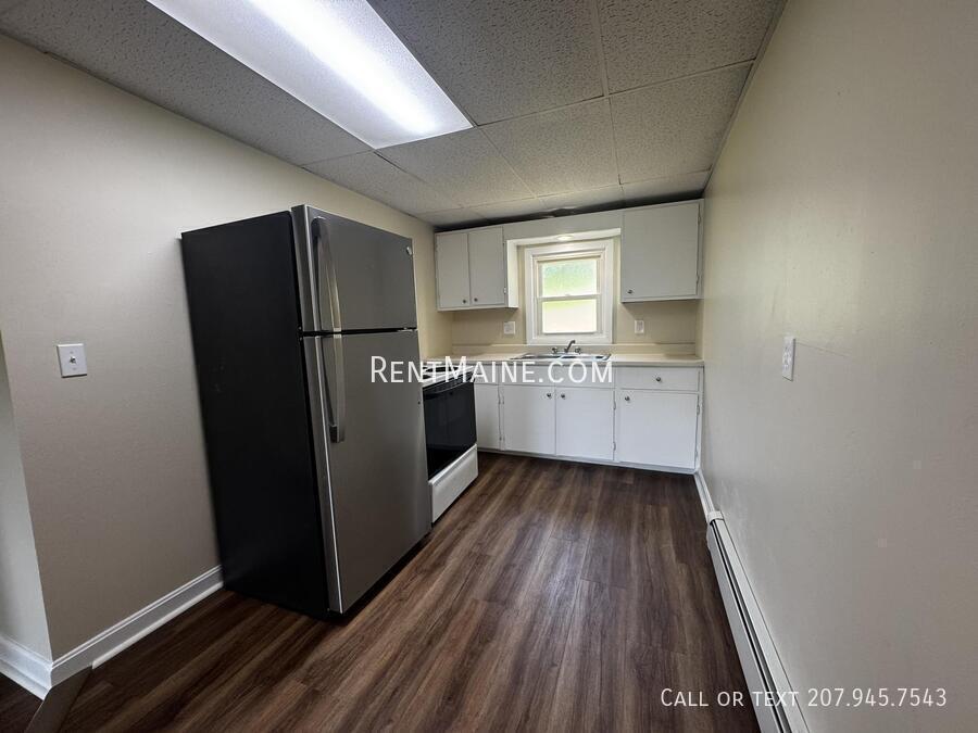 Building Photo - 114 Riverside Dr