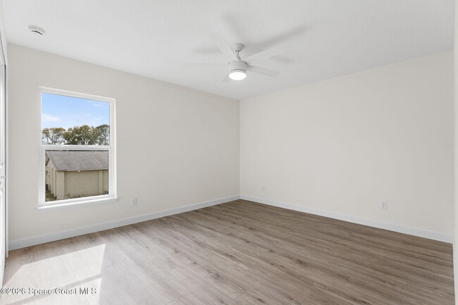 Building Photo - 195 Dayton Blvd