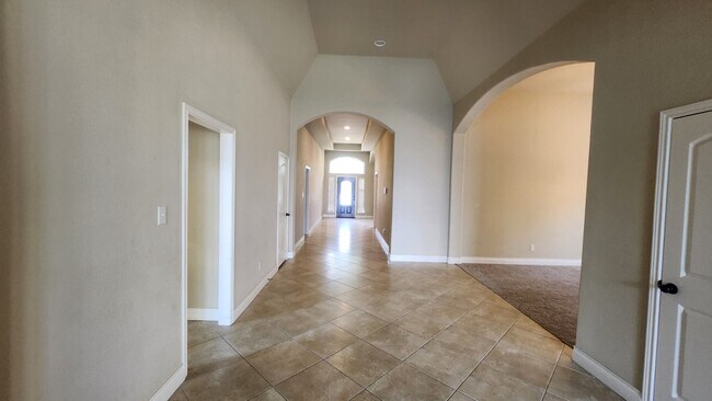 Building Photo - 5318 Stoneridge Ct