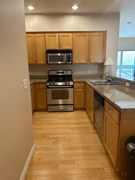 Kitchen - 450 J St