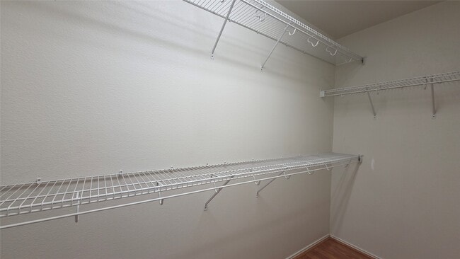 Building Photo - 9702 Coyote Creek Dr