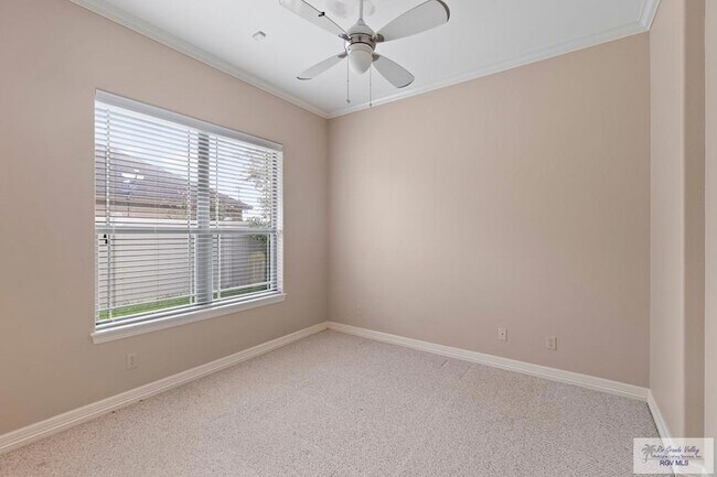Building Photo - 109 Wild Olive