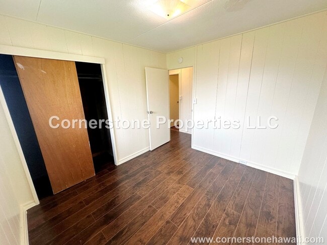 Building Photo - 528 Oneawa St