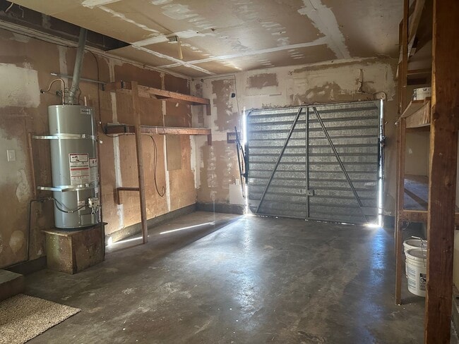 Building Photo - 3970 Meteor St