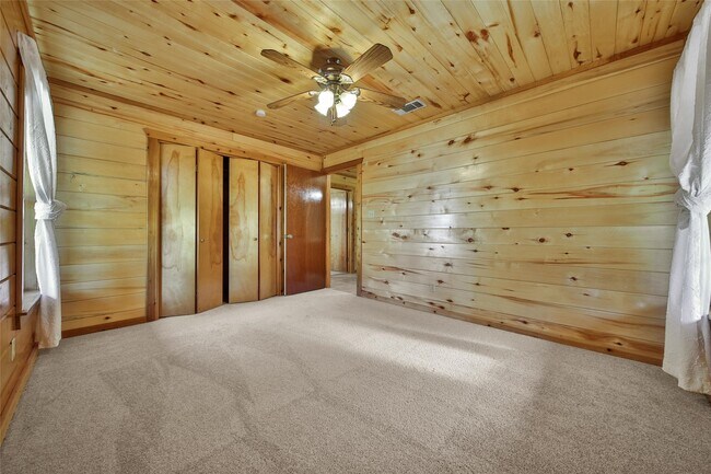 Building Photo - 76 Hunters Creek Dr