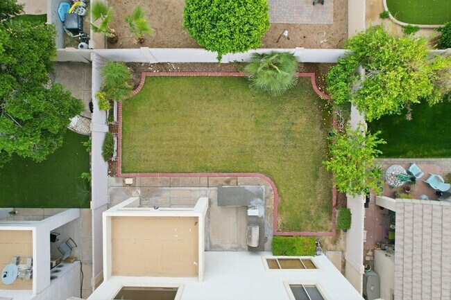 Building Photo - 6843 S 26th St