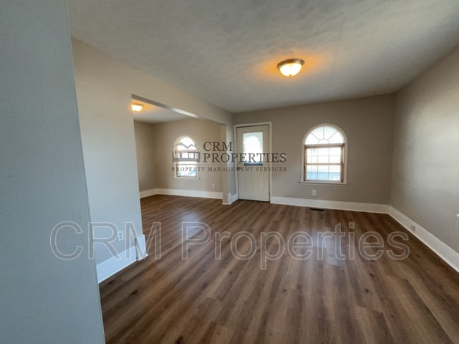 Building Photo - 409 W Morgan St