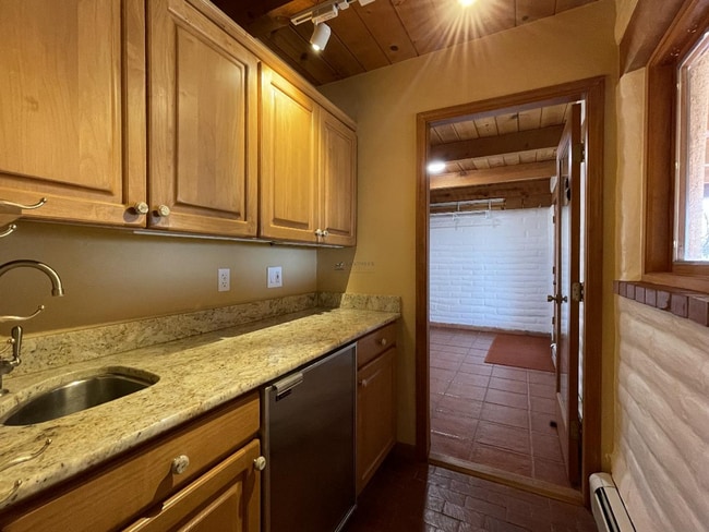 Building Photo - 311 Portrillo Dr