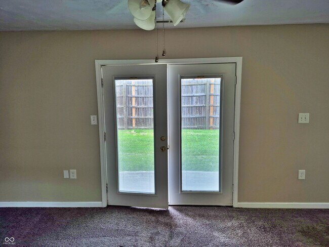 Building Photo - 47 Port Sylvia Dr