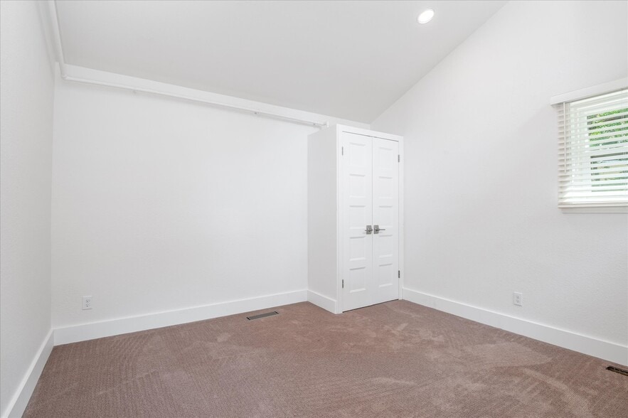 Bedroom Six - 1836 19th St