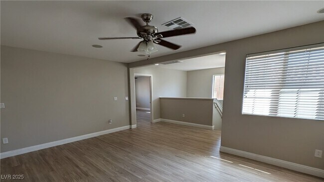 Building Photo - 10668 Berkshire Woods Ave
