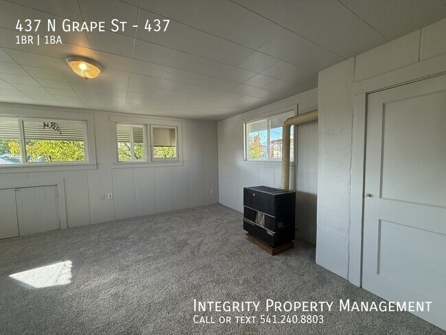 Building Photo - 437 N Grape St