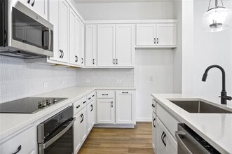 Building Photo - 630 Blue Rdg Dr