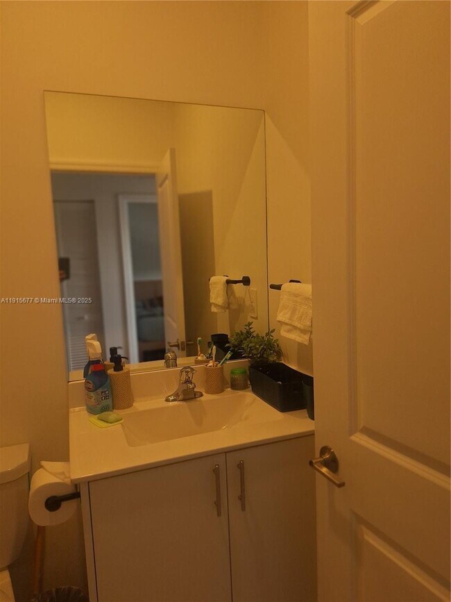 Building Photo - 11741 SW 245 Ter