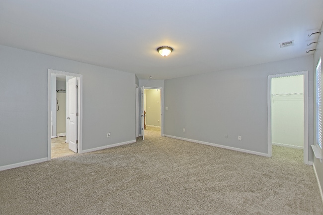 Building Photo - !!!WOW!!! Single Family home in Norfolk