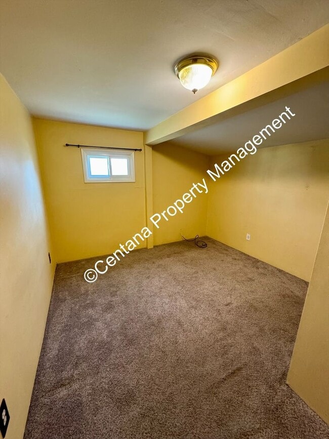 Building Photo - 1 Bed 1 Bath located in the heart of Anaconda
