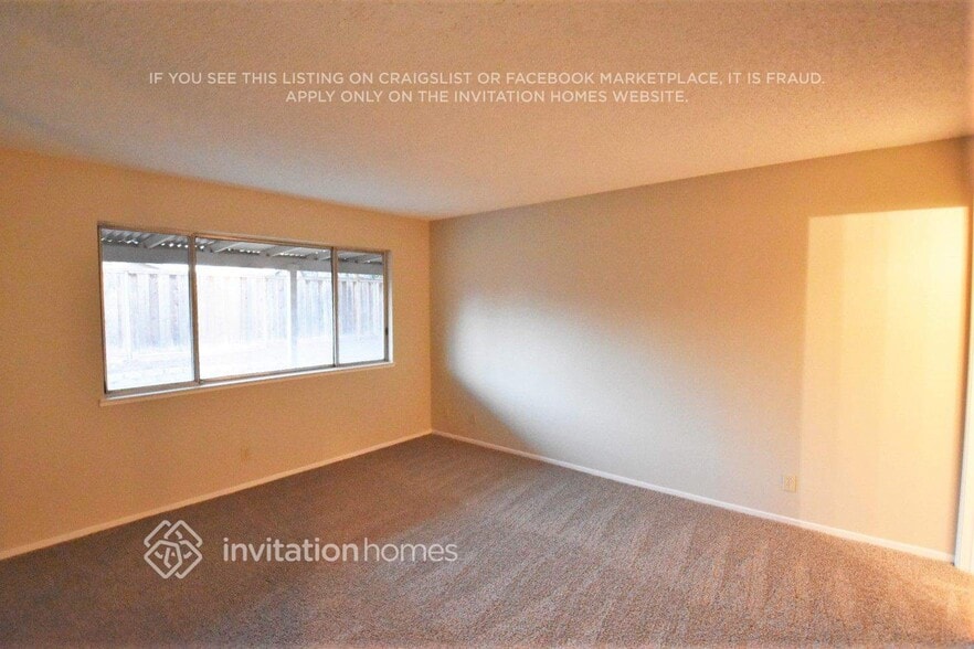 Building Photo - 4920 Dawson Dr