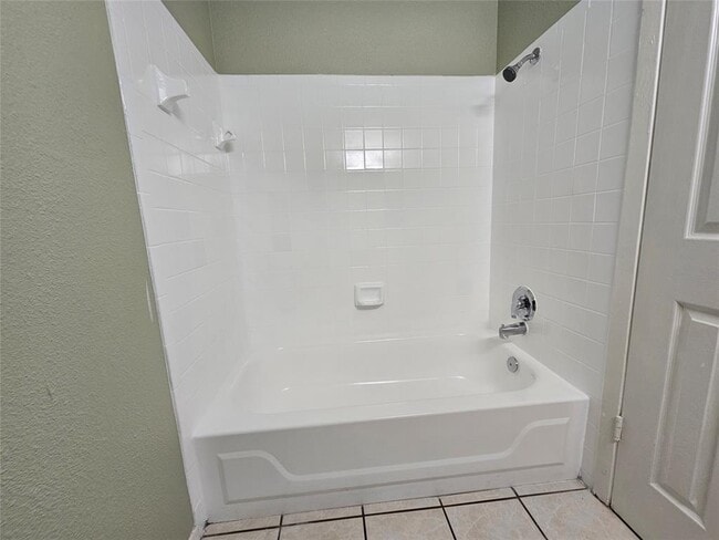 Building Photo - 1305 Bonnie Brae St