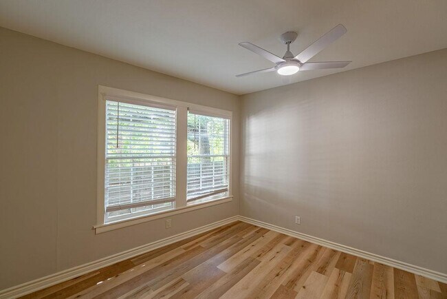 Building Photo - 1514 Forest Trail