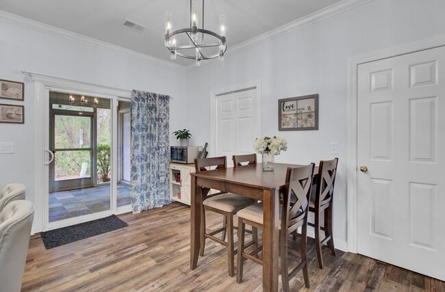 Building Photo - Dunes West Town House