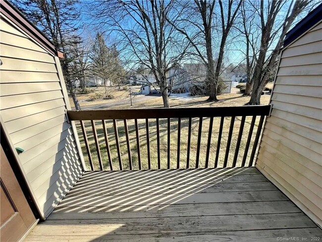 Building Photo - 1611 Twin Circle Dr