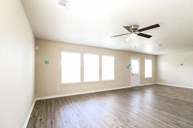 Building Photo - 21227 Misty Brook Bend Ln