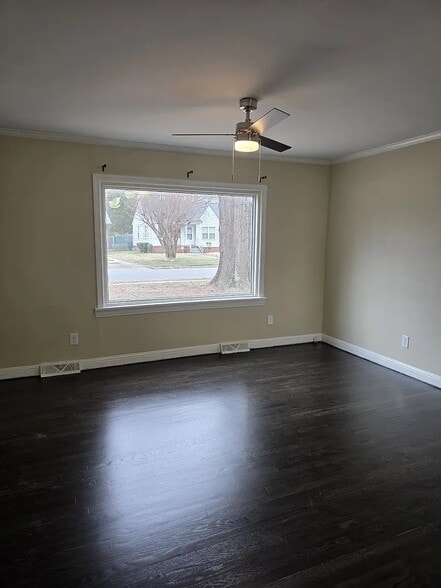 Building Photo - 202 N Merritt Ave