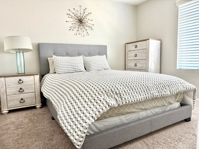 Building Photo - 3708 E Kerry Ln