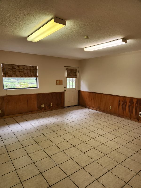 Building Photo - 5212 Bertsville Rd