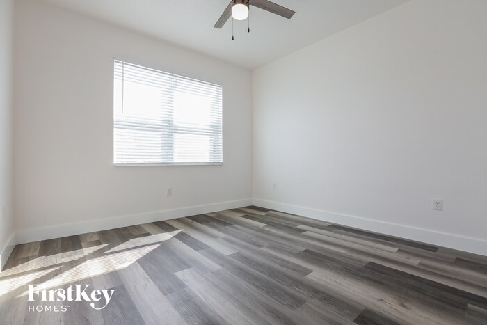 Building Photo - 2698 Escambia Cir