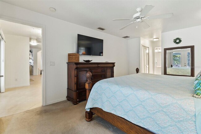 Building Photo - 1728 Kadashow Ave