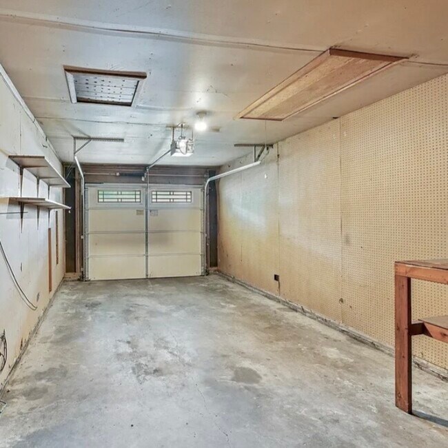 Building Photo - 3104 Kimberly Dr