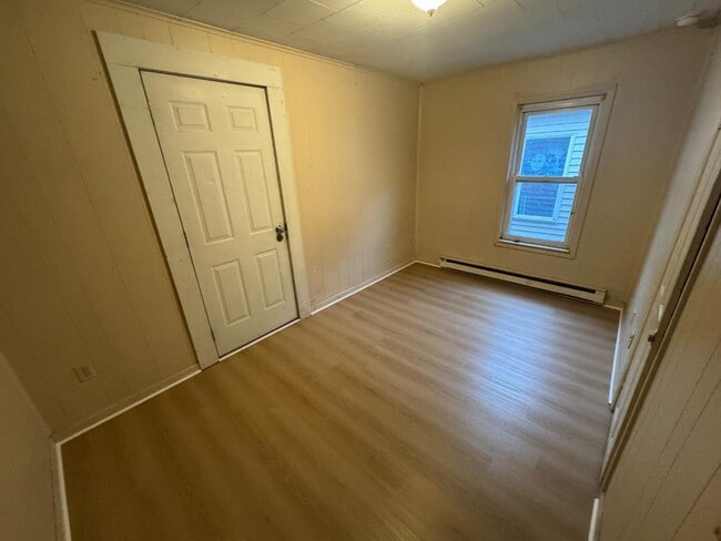 Building Photo - 379 E 3rd St