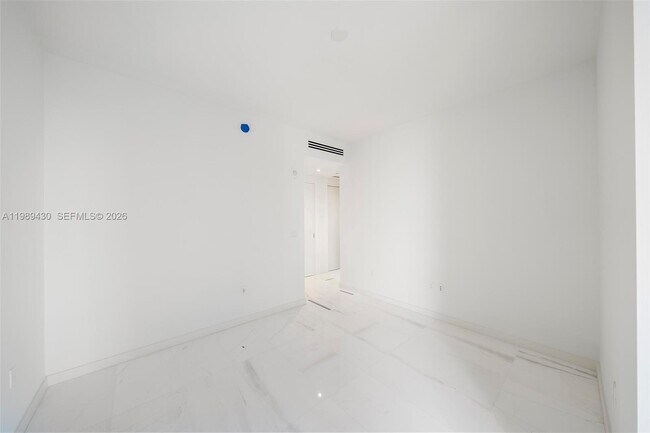 Building Photo - 300 Biscayne Blvd Way