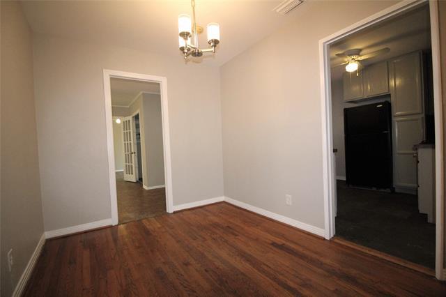 Building Photo - 10415 Losa Dr