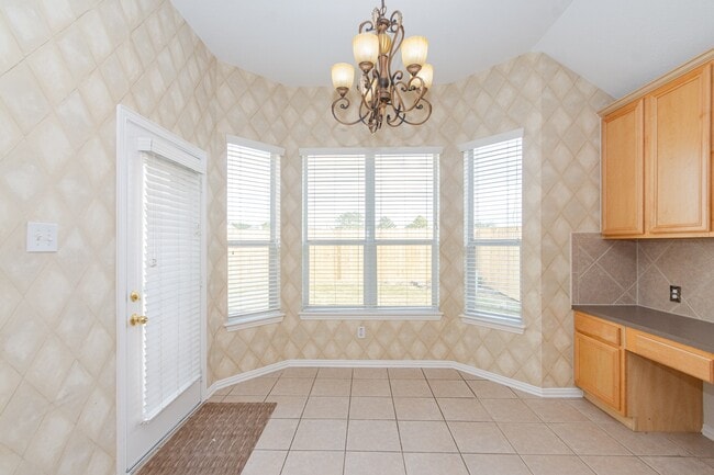 Building Photo - 4319 Dow Way