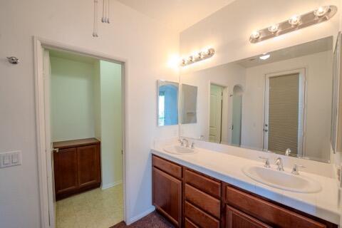 Building Photo - 245 Paseo Gregario