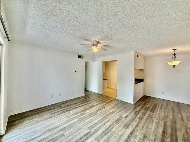 Building Photo - 3311 Haviland Ct