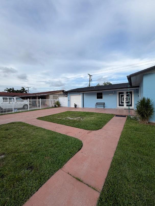 Building Photo - 20301 SW 117th Ave