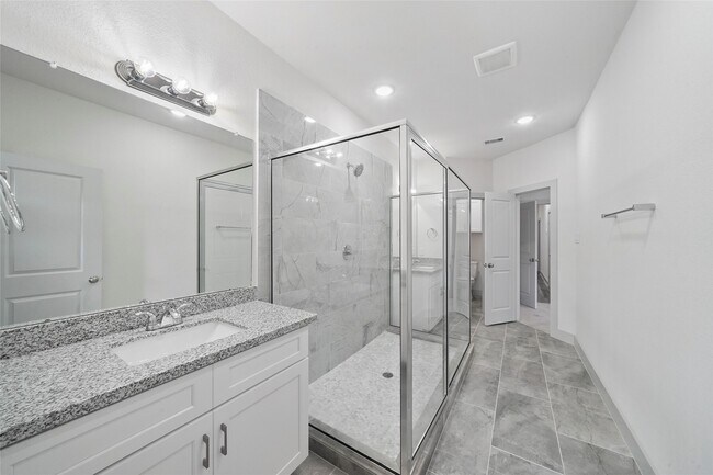 Building Photo - 7242 St Augustine St