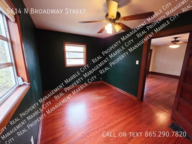 Building Photo - 5614 N Broadway St