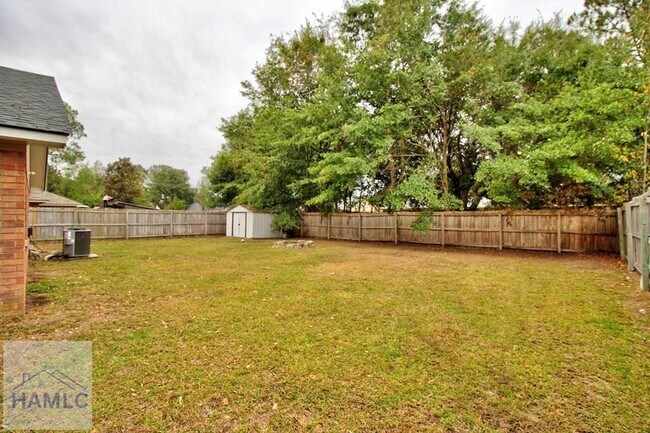 Building Photo - 1567 Pendleton Dr