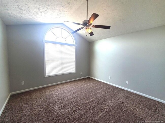 Building Photo - 2252 Cliff Swallow Drive