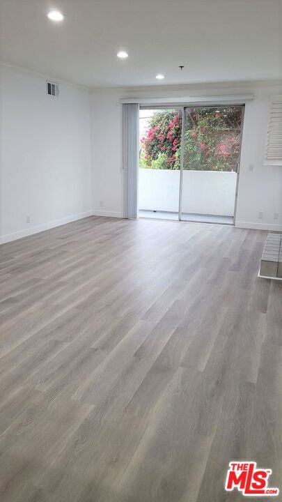 Building Photo - 1031 N Crescent Heights Blvd