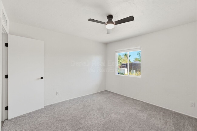 Building Photo - 3601 S Calle Polar