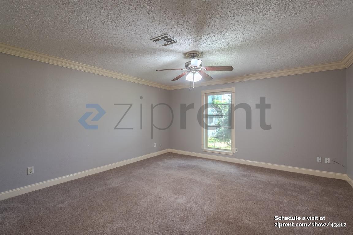 Building Photo - 18726 Candleview Dr