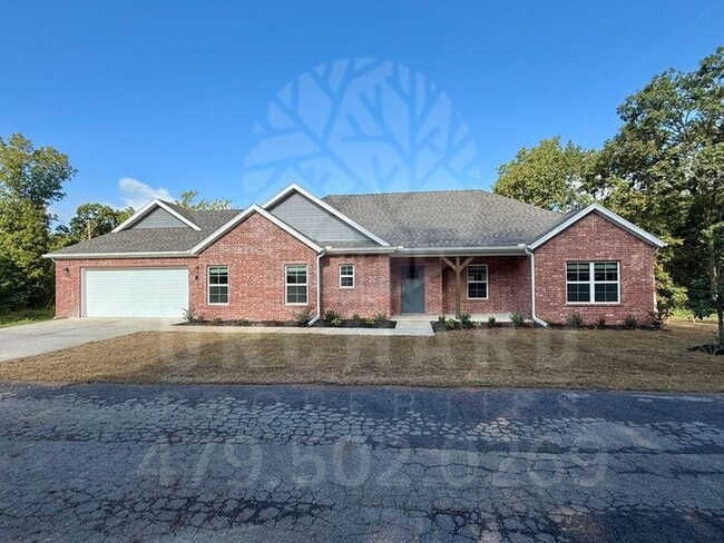 Building Photo - Bella Vista Single-Family Home- 3 Bed/ 2 B...